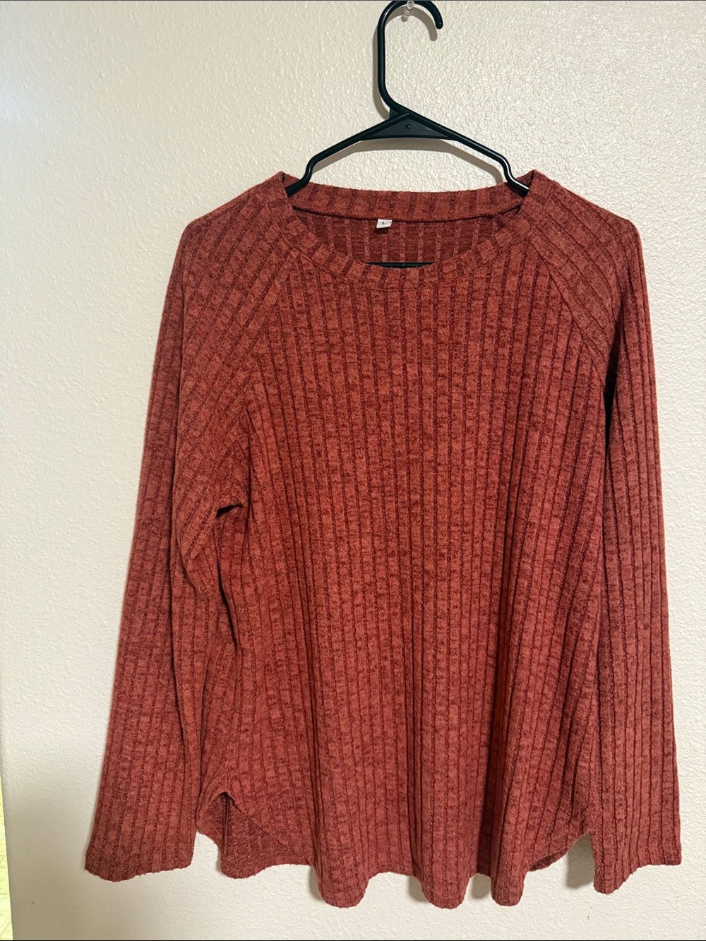 Rust Ribbed Long-Sleeve Women's Sweater - Casual Crewneck